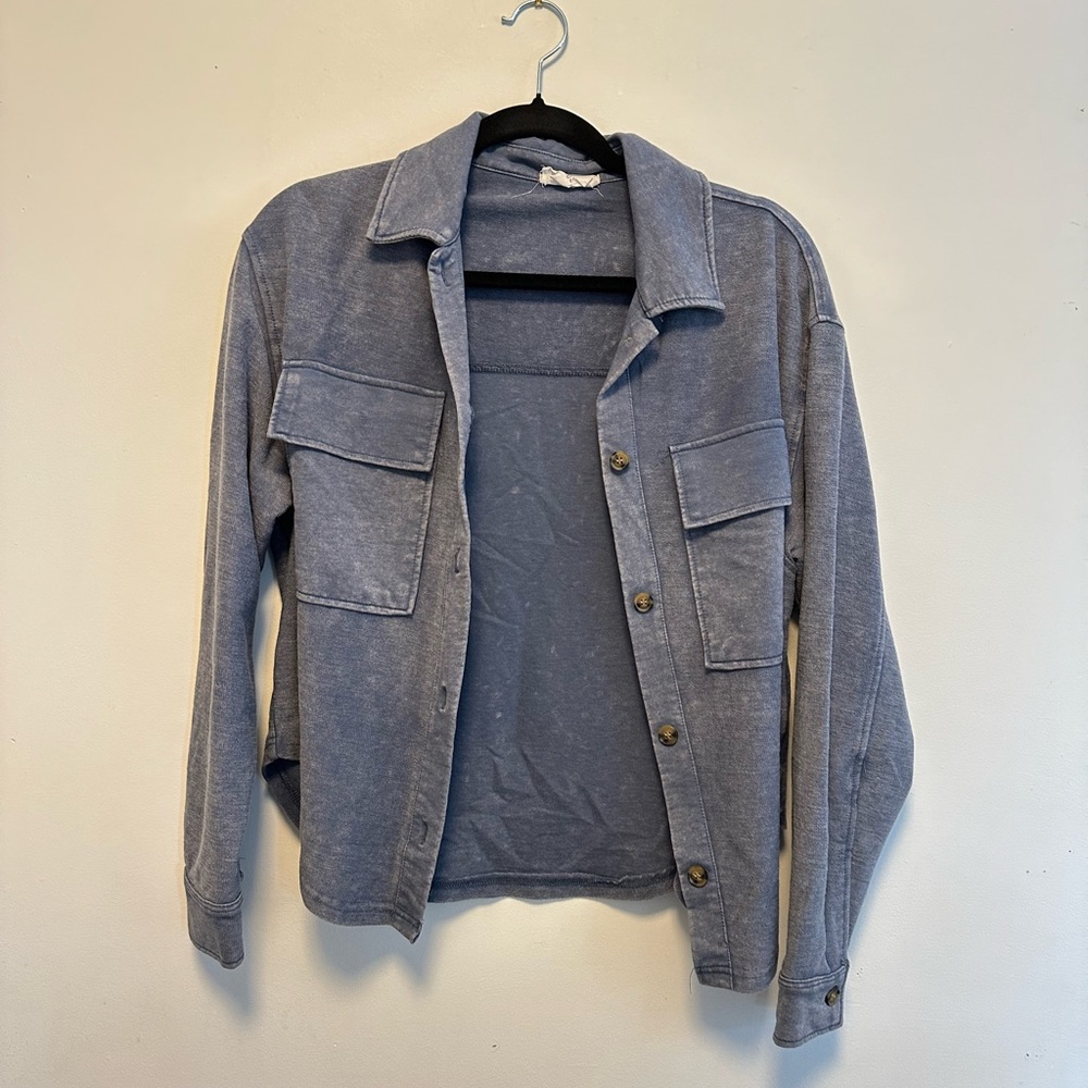 super cute spring shacket!